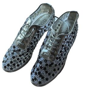 🔥Pre-loved Chanel Style Silver & Black Floral Heeled Oxfords 🔥